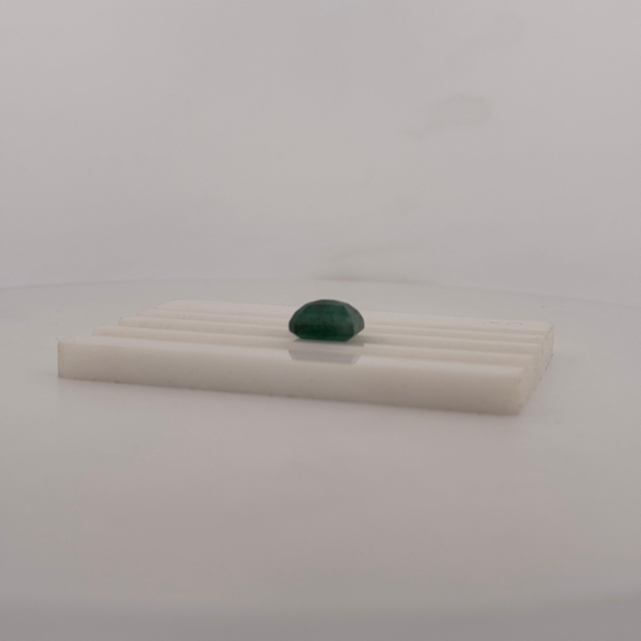 Zambian Emerald (Panna) – 6.80 Carat - Image 2